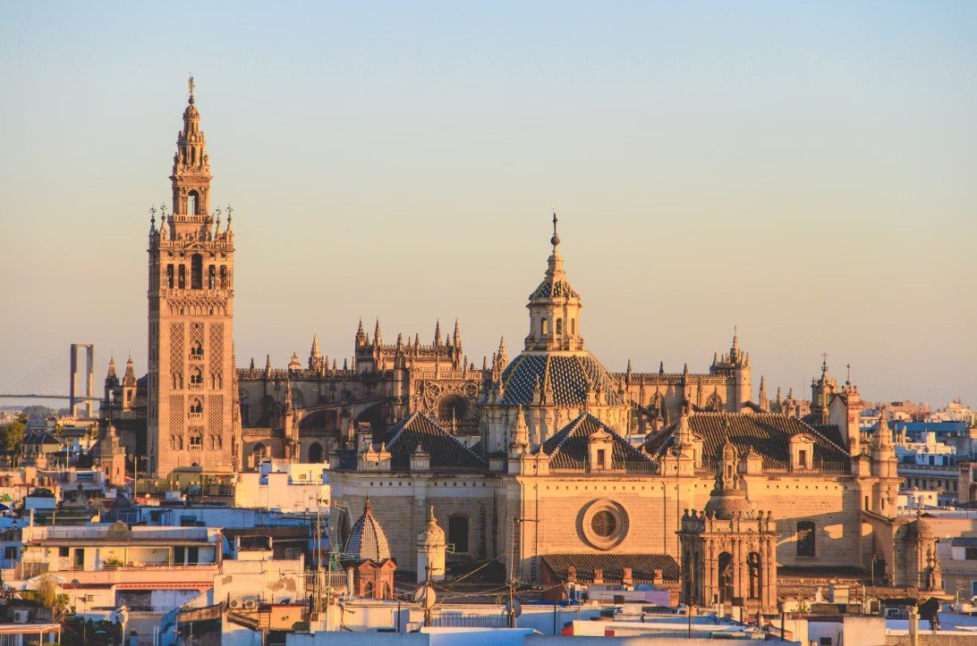 Expat Insurance in Spain: Essential Coverage for People Moving to Spain