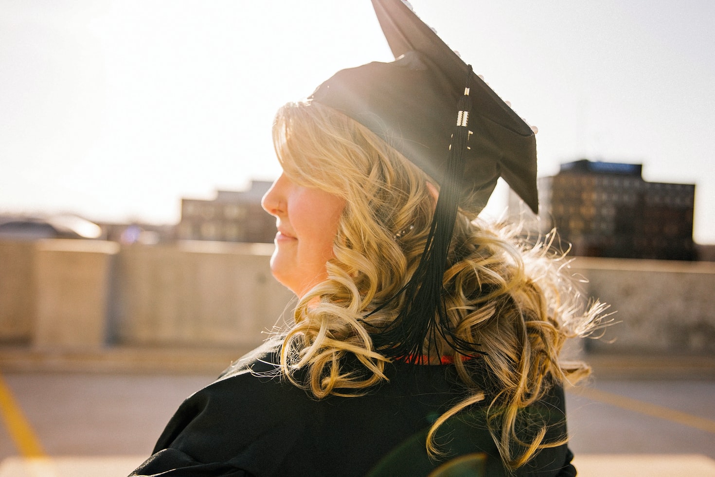 Guide to the homologation of foreign higher education degrees to official Spanish university or master’s degrees to work in Spain